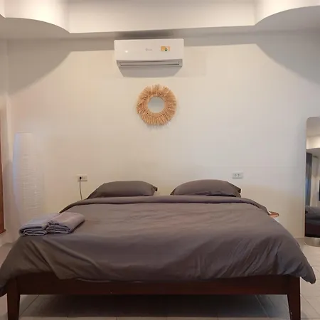 Crocus Garden Villa Haad Yao Room photo